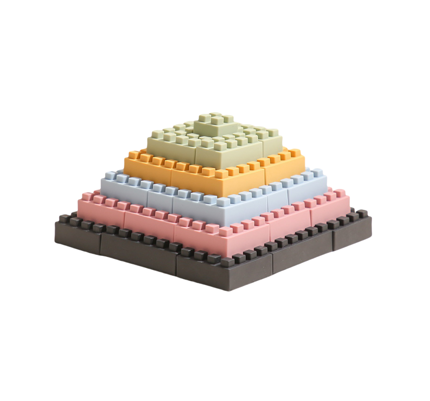 Pyramid of Bricks